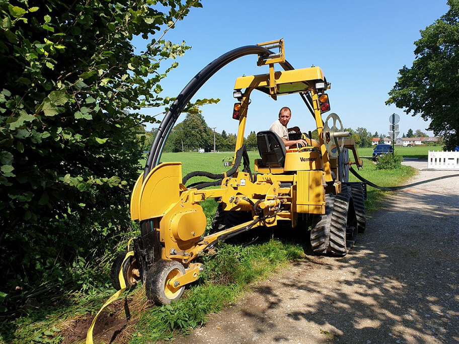 Glasfaserverlegung nach Ödenpullach mit modernster Technik