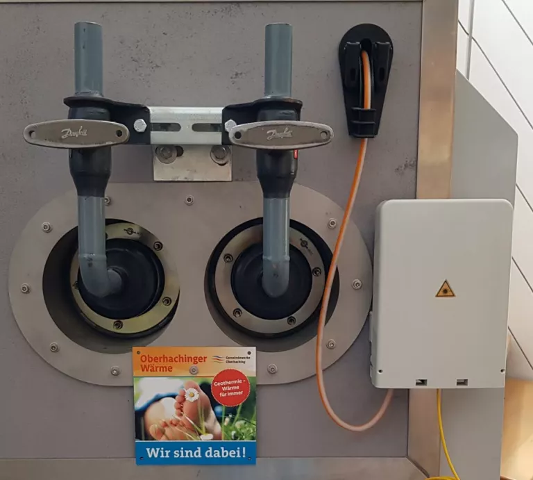 Die Wärmeübergabestation bring Fernwärme aus Geothermie in die Häuser der Kunden
